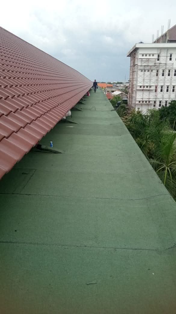 Aplikasi waterproofing membrane bakar PT. ANAS COLOSSAL GROUP